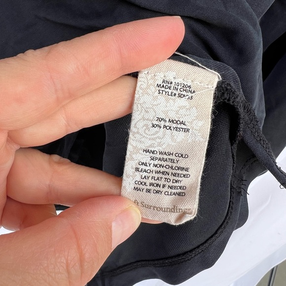 Soft Surroundings Blouse Solid Black 3/4 Sleeve Loose Flowy Fit Womens Size 2X - Picture 3 of 4